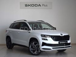 Blanco Nuevo 2025 Skoda Karoq SportLine SUV | 35.990 € (Precio justo)