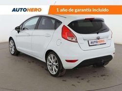 Blanco Usado 2015 Ford Fiesta Titanium Utilitario | 8399 € (Precio justo)