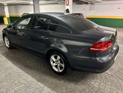 Gris Usado 2013 VW Passat Business Berlina | 8500 €