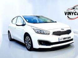 Blanco Usado 2017 Kia Ceed Berlina | 10.500 € (Precio justo)