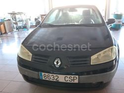 Negro Usado 2005 Renault Mégane II Authentique Berlina | 2300 € (Buen precio)