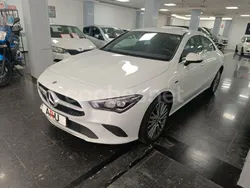 Blanco Usado 2021 Mercedes CLA250e Berlina | 30.490 € (Precio justo)