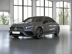 Gris Usado 2023 Mercedes 200 Utilitario | 43.900 € (Un poco caro)