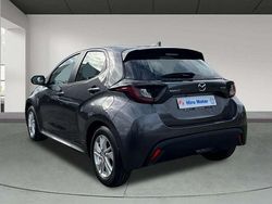 Gris Usado 2025 Mazda 2 Center-Line Utilitario | 20.400 € (Un poco caro)