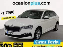 Blanco Usado 2022 Skoda Scala Ambition Utilitario | 17.991 € (Precio justo)
