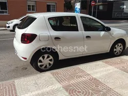 Blanco Usado 2017 Dacia Sandero Lauréate Utilitario | 8250 € (Precio justo)