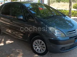 Gris / plata Usado 2010 Citroën Xsara Picasso Exclusive Monovolumen | 2499 € (Precio justo)
