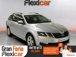 Gris Usado 2019 Skoda Octavia Ambition Familiar | 13.790 € (Precio justo)