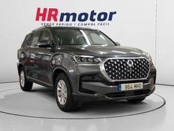 Gris Usado 2023 Ssangyong (KGM) Rexton SUV | 30.790 €