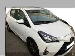Blanco Usado 2019 Toyota Yaris Active Berlina | 14.150 € (Un poco caro)