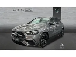 Gris / plateado Usado 2024 Mercedes GLA200 AMG line SUV | 43.250 € (Precio justo)