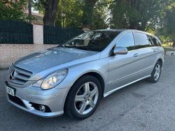 Gris Usado 2008 Mercedes R320 Monovolumen | 12.500 €