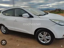 Blanco Usado 2013 Hyundai ix35 Comfort SUV | 10.000 € (Un poco caro)