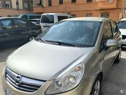 Beige Usado 2009 Opel Corsa Cosmo Berlina | 4900 € (Precio justo)