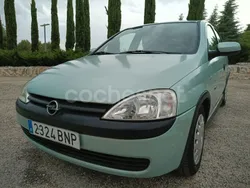 Verde Usado 2001 Opel Corsa SRi Berlina | 1800 € (Buen precio)