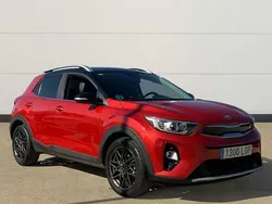 Rojo Usado 2020 Kia Stonic SUV | 15.500 € (Precio justo)