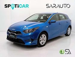 Azul Usado 2024 Kia Ceed Utilitario | 18.200 € (Precio justo)
