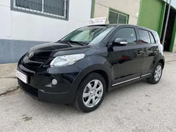 Negro Usado 2009 Toyota Urban Cruiser Active SUV | 9999 €