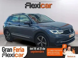 Gris Usado 2021 VW Tiguan Life SUV | 28.990 € (Un poco caro)