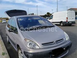 Gris / plata Usado 2003 Citroën Xsara Picasso Monovolumen | 2200 € (Precio justo)