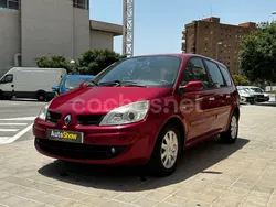 Granate Usado 2008 Renault Grand Scénic II Dynamique Monovolumen | 4790 € (Un poco caro)