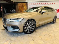 Beige Usado 2020 Volvo V60 Inscription Familiar | 23.995 € (Un poco caro)