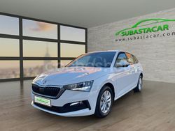 Blanco Usado 2023 Skoda Scala Active Utilitario | 15.500 € (Precio justo)