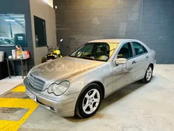 Beige Usado 2003 Mercedes C180 Elegance Berlina | 3999 € (Precio justo)
