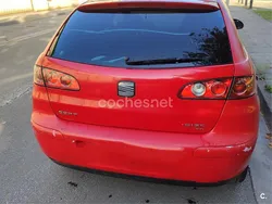Rojo Usado 2005 Seat Ibiza Reference Berlina | 3450 € (Precio justo)