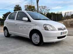 Blanco Usado 2001 Toyota Yaris Luna Berlina | 3750 € (Un poco caro)
