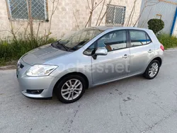 Gris / plata Usado 2008 Toyota Auris Sol Berlina | 8499 € (Un poco caro)