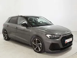 Gris Usado 2024 Audi A1 Sportback Black Edition Utilitario | 23.000 € (Super precio)