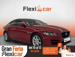 Rojo Usado 2019 Jaguar XE Pure Berlina | 17.790 € (Precio justo)