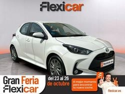 Blanco Usado 2024 Toyota Yaris Hybrid Active Berlina | 20.190 € (Precio justo)