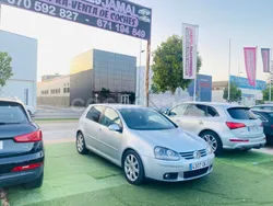 Gris / plata Usado 2005 VW Golf IV Sportline Berlina | 4499 € (Buen precio)