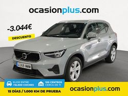 Gris Usado 2023 Volvo XC40 Momentum SUV | 33.490 € (Precio justo)