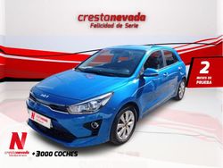 Azul Usado 2021 Kia Rio | 16.490 € (Un poco caro)