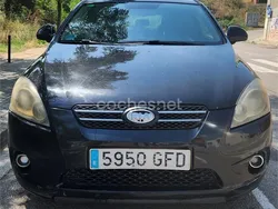 Negro Usado 2009 Kia ProCeed Utilitario | 2500 € (Precio justo)