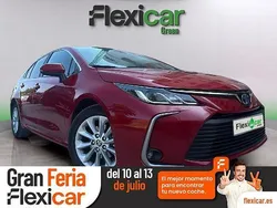 Rojo Usado 2022 Toyota Corolla Business Edition Berlina | 19.990 € (Precio justo)