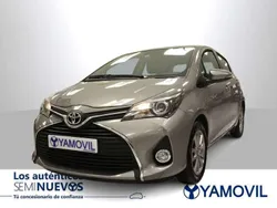Marrón Usado 2015 Toyota Yaris Active Berlina | 10.650 € (Precio justo)