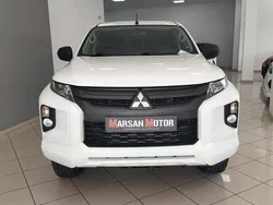 Blanco Usado 2020 Mitsubishi L200 Recogida | 31.900 €