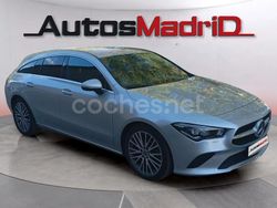 Gris / plata Usado 2021 Mercedes CLA200 Shooting Brake Familiar | 22.990 € (Un poco caro)