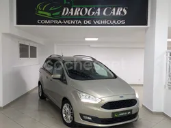 Gris / plata Usado 2015 Ford Grand C-Max Monovolumen | 9990 € (Precio justo)