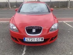Rojo Usado 2010 Seat Leon Berlina | 6400 € (Precio justo)