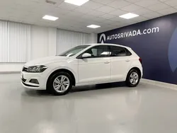 Blanco puro Usado 2020 VW Polo Sportline Berlina | 17.400 € (Un poco caro)