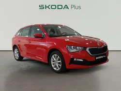 Rojo Usado 2021 Skoda Scala Ambition Utilitario | 14.990 € (Precio justo)