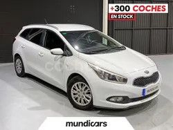 Blanco Usado 2014 Kia Ceed Sportswagon Familiar | 9990 € (Precio justo)