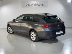 Gris Usado 2024 Seat Leon ST Style Familiar | 22.900 € (Precio justo)