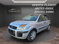 Gris / plata Usado 2012 Ford Fusion Ambiente Berlina | 6499 € (Un poco caro)