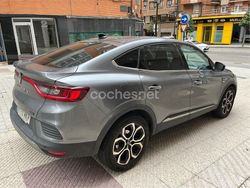 Gris / plata Usado 2023 Renault Arkana Techno SUV | 25.000 € (Precio justo)